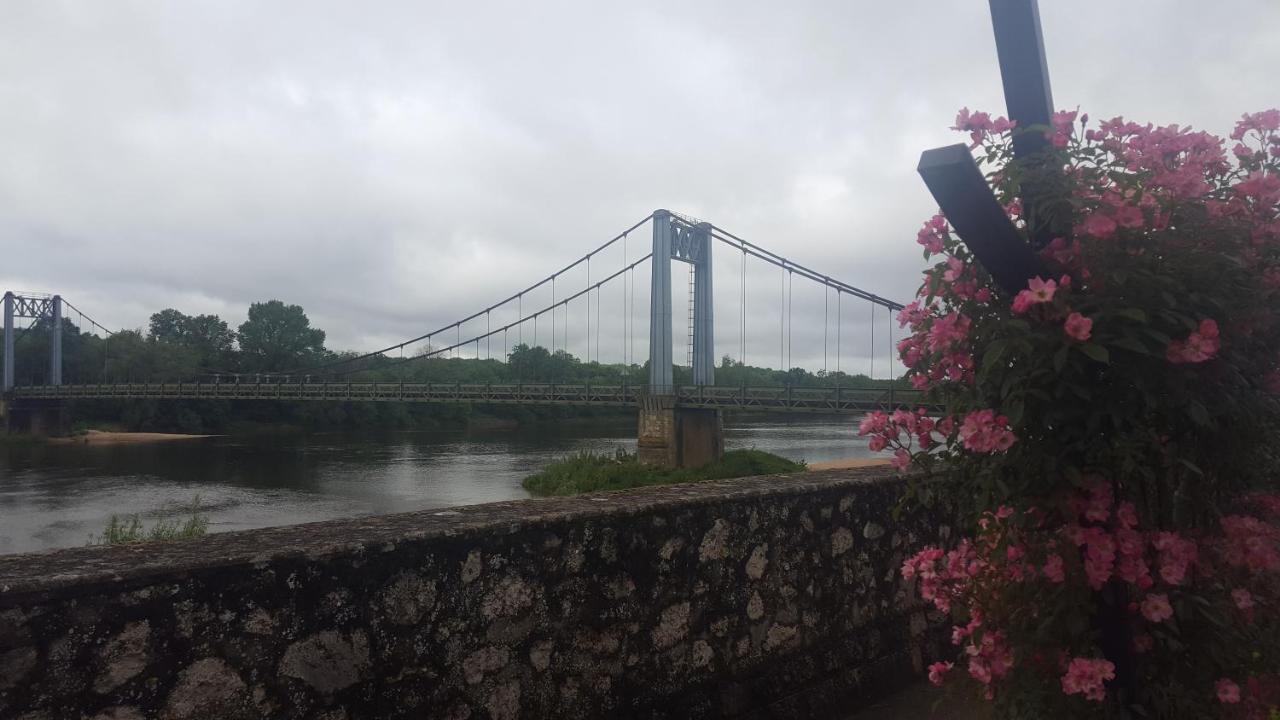 Апартаменти Le Cosy Loire Appart Les Rosiers-sur-Loire Екстер'єр фото